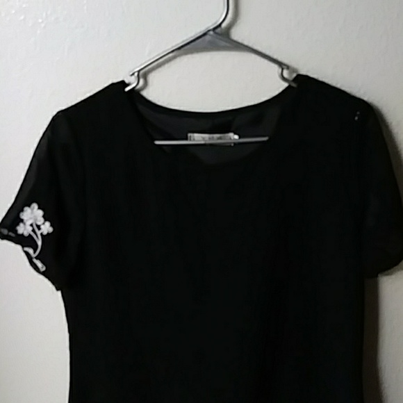 Shirt - Picture 2 of 5